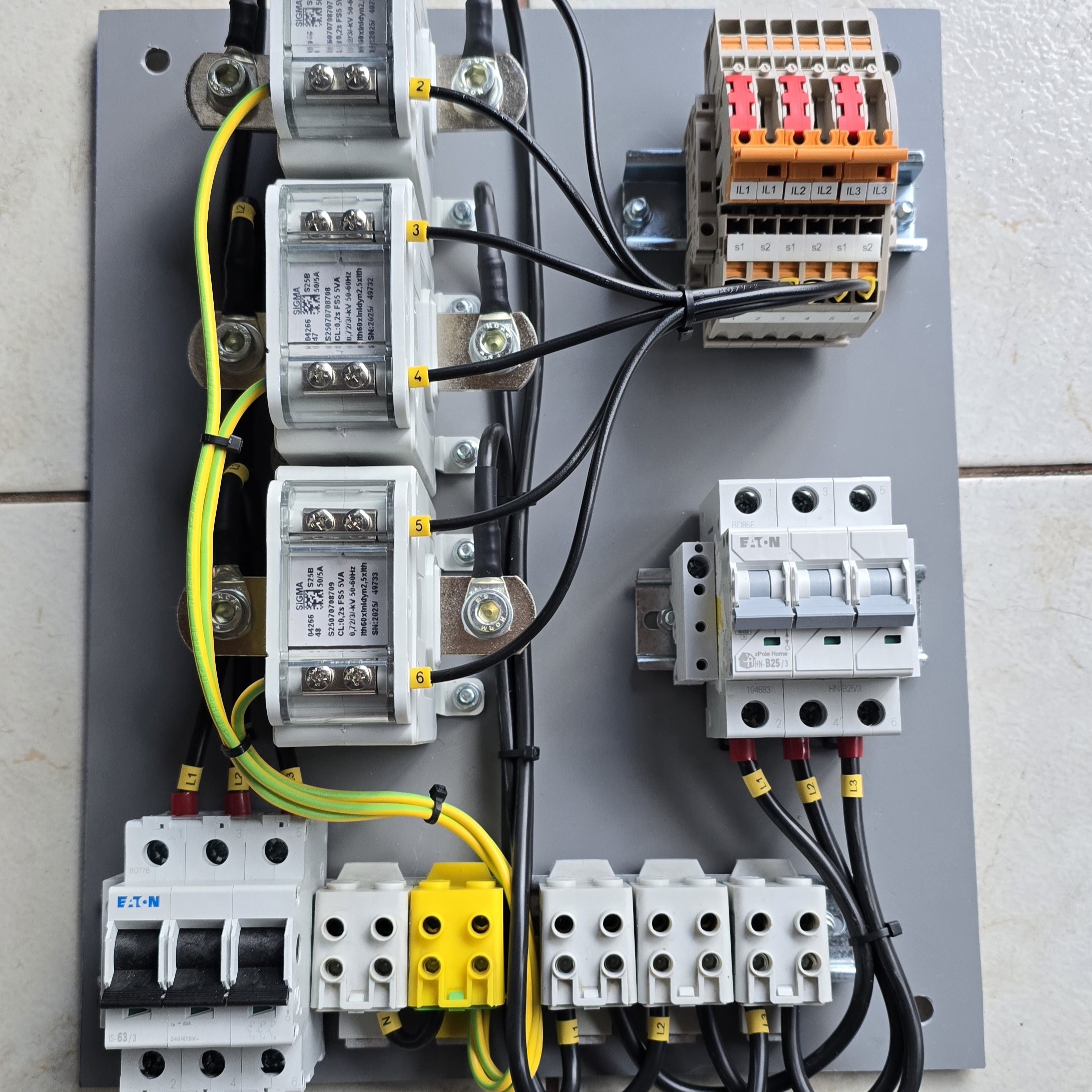 Uklad pomiarowy kompensacja mocy biernej lubin